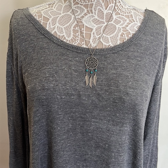 We The Free Highlow Top - Picture 3 of 10